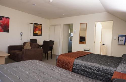 Sherborne Street Hotel | Sherborne Motor Lodge