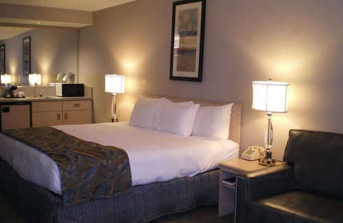 Nampa Hotel | Shilo Inn Suites Hotel - Nampa Suites - Idaho