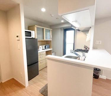 Higashinari Apartment | Shinkou House UE - Newly Built Secure and Hypoallergenic