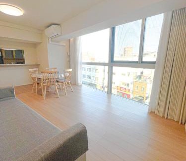 Higashinari Apartment | Shinkou House UE - Newly Built Secure and Hypoallergenic
