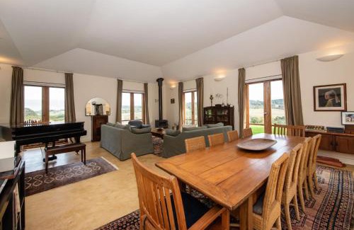 Shoreham House | Shoreham Homestead Walk to Vineyards