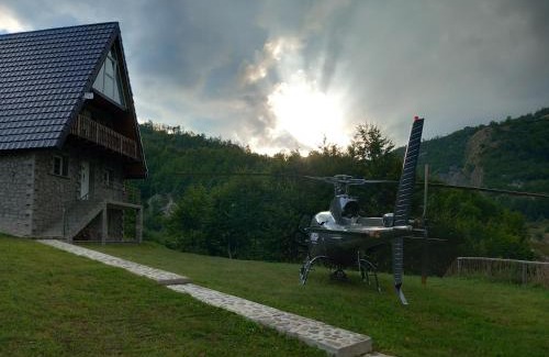Shkoder County Resort | Shtepia e Shqiponjes