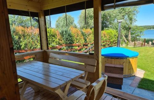 gmina Kurzetnik House | Siedlisko nr 5A nad jeziorem Skarlińskim, jezioro, mazury, domki letniskowe, bania