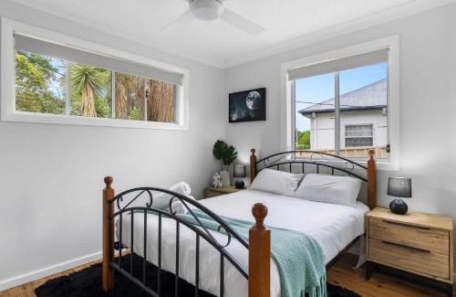 Charlestown Apartment | Siesta Key Shops cafes and close to the Beach