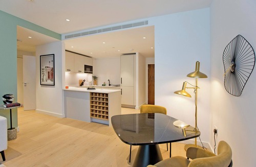 Holborn and Covent Garden Apartment | Signature Luxe 1Bed w/AC