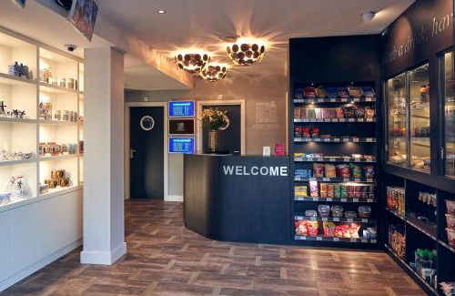 Burgwallen Nieuwe Zijde Hotel | Singel Hotel Amsterdam