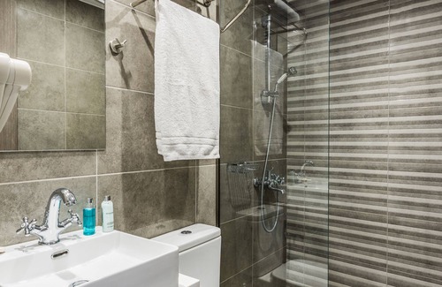 Sissi Hotel | Sisi Breeze Hotel