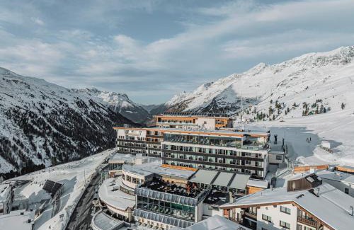 Hochgurgl Hotel | SKI - GOLF - WELLNESS Hotel Riml