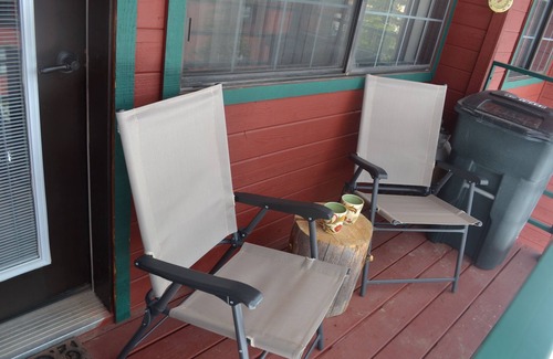 Brian Head Condo | Ski-In/Ski-Out Condo! Spacious, Cozy, Convenient. Great for Couples and Families