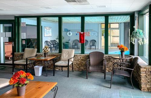 Chalet Village Apartment | Ski View Mountain Resort - 1102 Ski View Dr #108