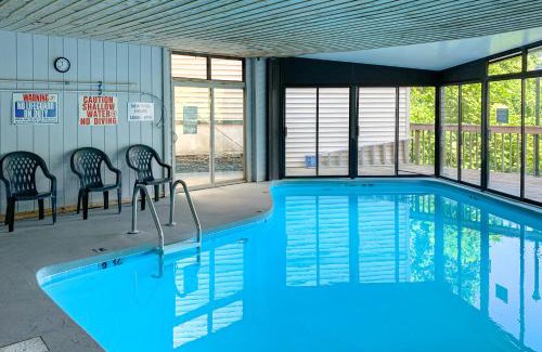Chalet Village Apartment | Ski View Mountain Resort - 1102 Ski View Dr #108