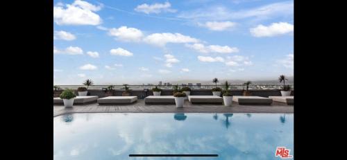 City West Apartment | Skybox Penthouse