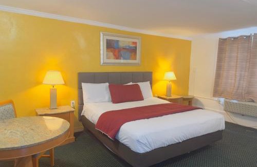 Atlantic City Hotel | Skyline Inn