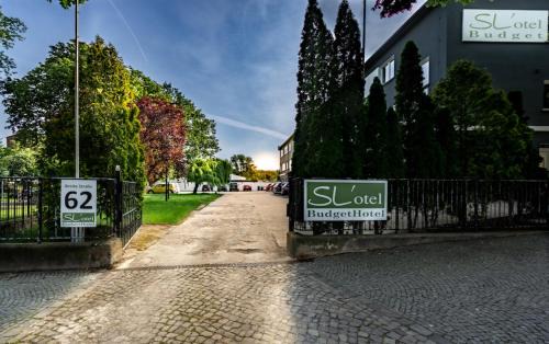 Bernburg House | SL'otel Budget