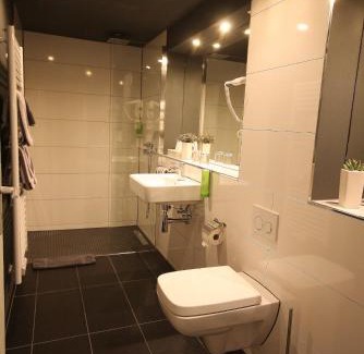 Bernburg House | SL'otel Budget