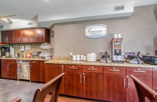 Algoma District Hotel | Sleep Inn Sault Ste. Marie