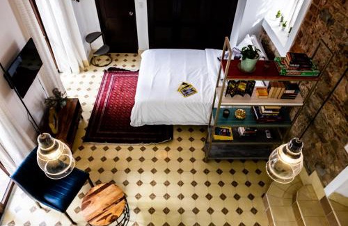 Casco Viejo Apartment | Small loft at Casa Neuman, Casco Antiguo