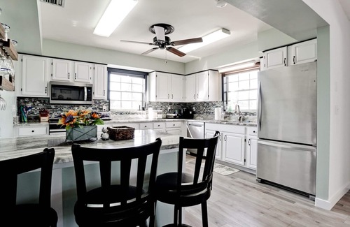Palmetto House | Snead Island Getaway