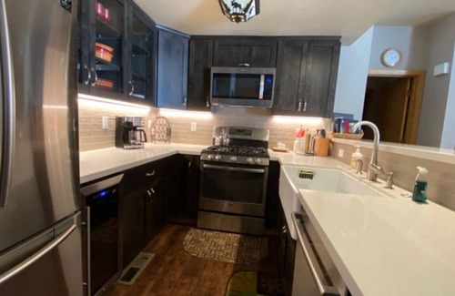 Mammoth Lakes House | Snowcreek V 2 Bedroom 2 Bath Cozy 5 ⭐️ Mountain Retreat!