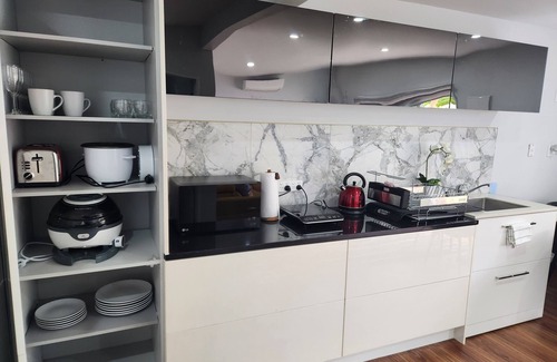 Mount Eden House | So close to Sky Tower - Mt Eden Self Contained