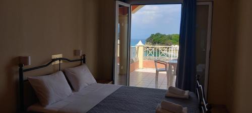 Sidari Hotel | Socrates Hotel