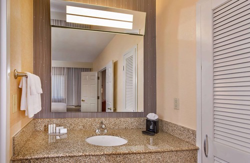 University Place Hotel | Sonesta Select Charlotte University Research Park