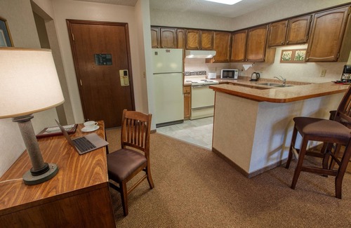 College Hotel | Sophie Station Suites