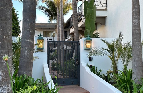 East Beach Condo | Soul & Sea #5 ~ Charming Boutique East Beach Guesthouse