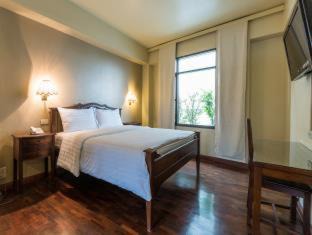 Khao San Hotel | Sourire at Rattanakosin Island Hotel