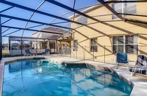 Seasons House | South Facing Pool - Family Friendly - Nr Disney