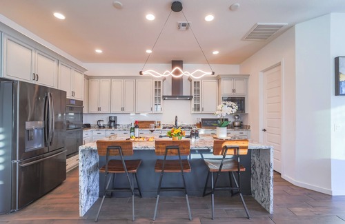 South Mountain House | South Mountain Luxury Retreat - New & Modern