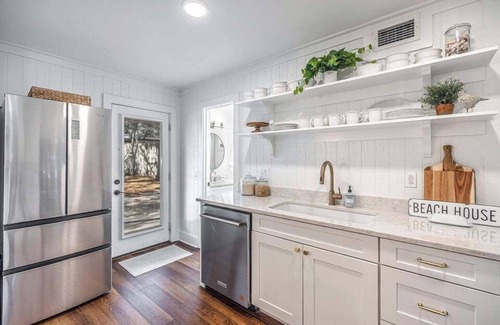 Seagrove Beach Cottage | South of 30A - Walk to Beach - Bikes Included!
