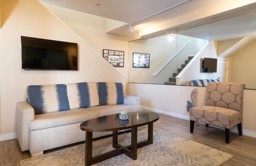 Townsite Resort | Southern California Beach Club