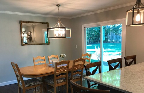 Statesville House | ★★★★★ Southern Comfort Statesville ★★★★★