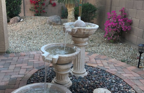 South Mountain House | Southern Mountain Garden Retreat