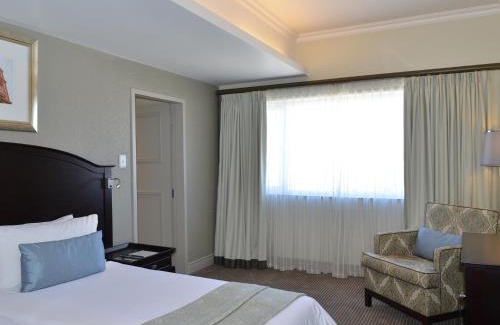 Summerstrand Hotel | Southern Sun The Marine