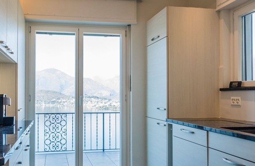 Gerra Apartment | Spacious 41/2 room apartment with pool and fantastic views