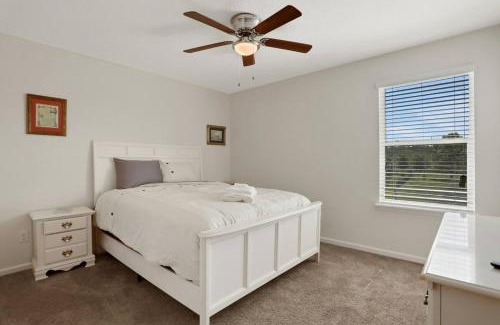 Northside House | Spacious 4bed and baths Villa Near JAX Airport Beaches and Restaurants