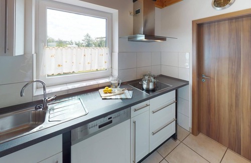 Pelzerhaken House | Spacious 8-person vacation home with sauna, fireplace and garden near the beach
