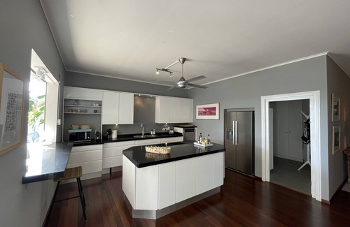 Jan Thiel Villa | Spacious all one floor Villa with Pool and Tropical Gardens In Jan Thiel