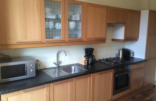 Holborn and Covent Garden Apartment | Spacious Apartment In Bloomsbury, Walking Distance To City & West End. Sleeps 5.