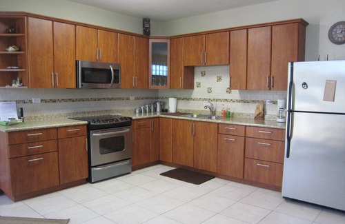 Jobos Apartment | Spacious, attractively decorated 2 BR 1bath gated Apt, 4 Mins to Jobos Beach