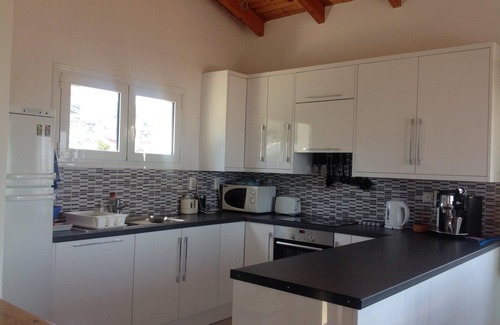 Kampia House | Spacious detached villa with private pool & panoramic views to sea and mountains