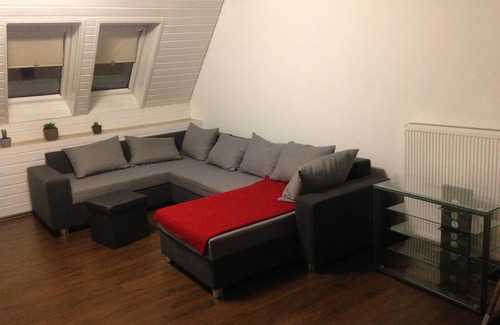 Kirchheim unter Teck Apartment | Spacious family-friendly 4-room apartment
