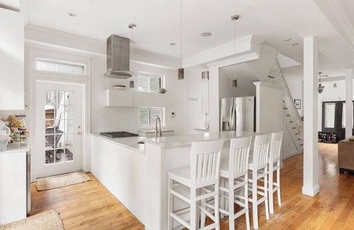 Clinton Hill House | Spacious Family-Friendly Getaway—Sleeps 10, 5 Bedrooms, 3.5 Bath