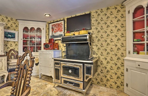 White Mills House | Spacious Hawley Villa Near Lake Wallenpaupack.