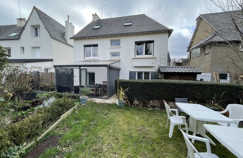 Saint-Brieuc House | Spacious house with garden