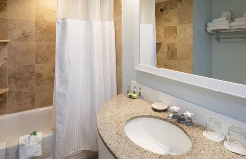 St. Pete Beach Hotel | Spacious Standard Room, Steps to Sandy Beaches, Onsite Swimming Pools!