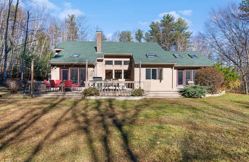 Naples House | Spacious Trickey Moose Family Retreat - Woodstove, Firepit, Kayaks, Water Access