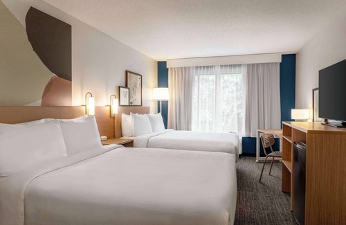 Mystic Hotel | Spark by Hilton Mystic Groton